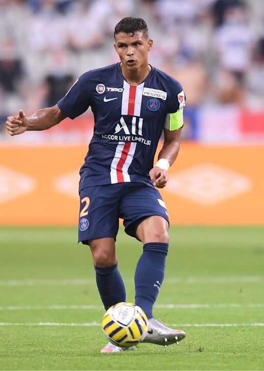 Thiago Silva lors de la Finale de la Coupe de la Ligue BKT.