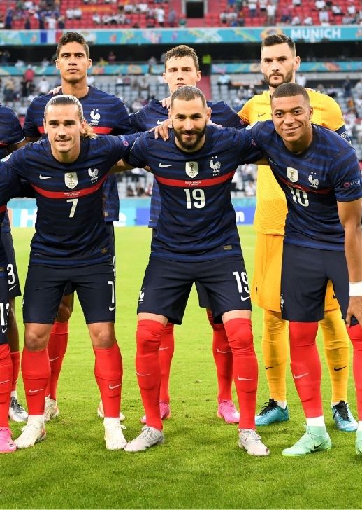 L'équipe de France pose pour la photo avant son match face à l'Allemagne.