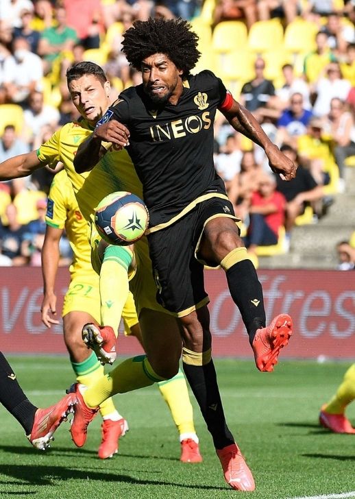 Dante s'impose avec autorité lors du match entre l'OGC Nice et le FC Nantes.