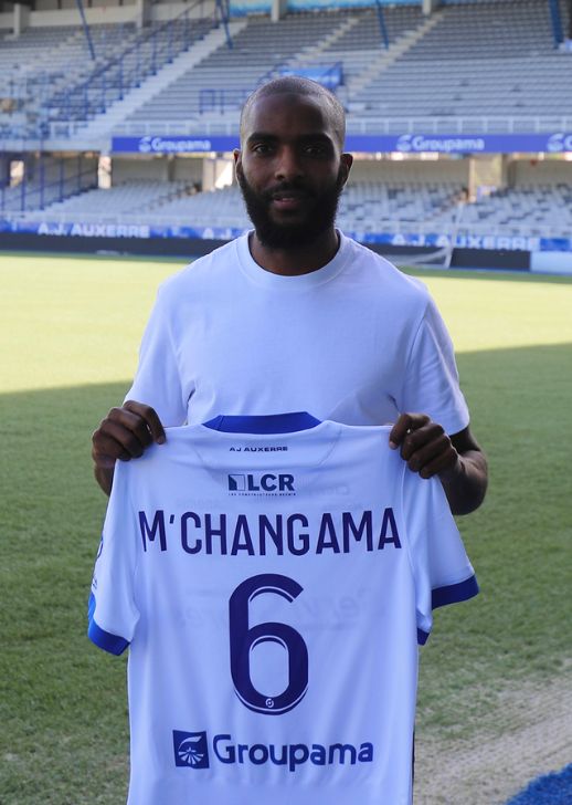 Youssouf M'Changama (AJ Auxerre).