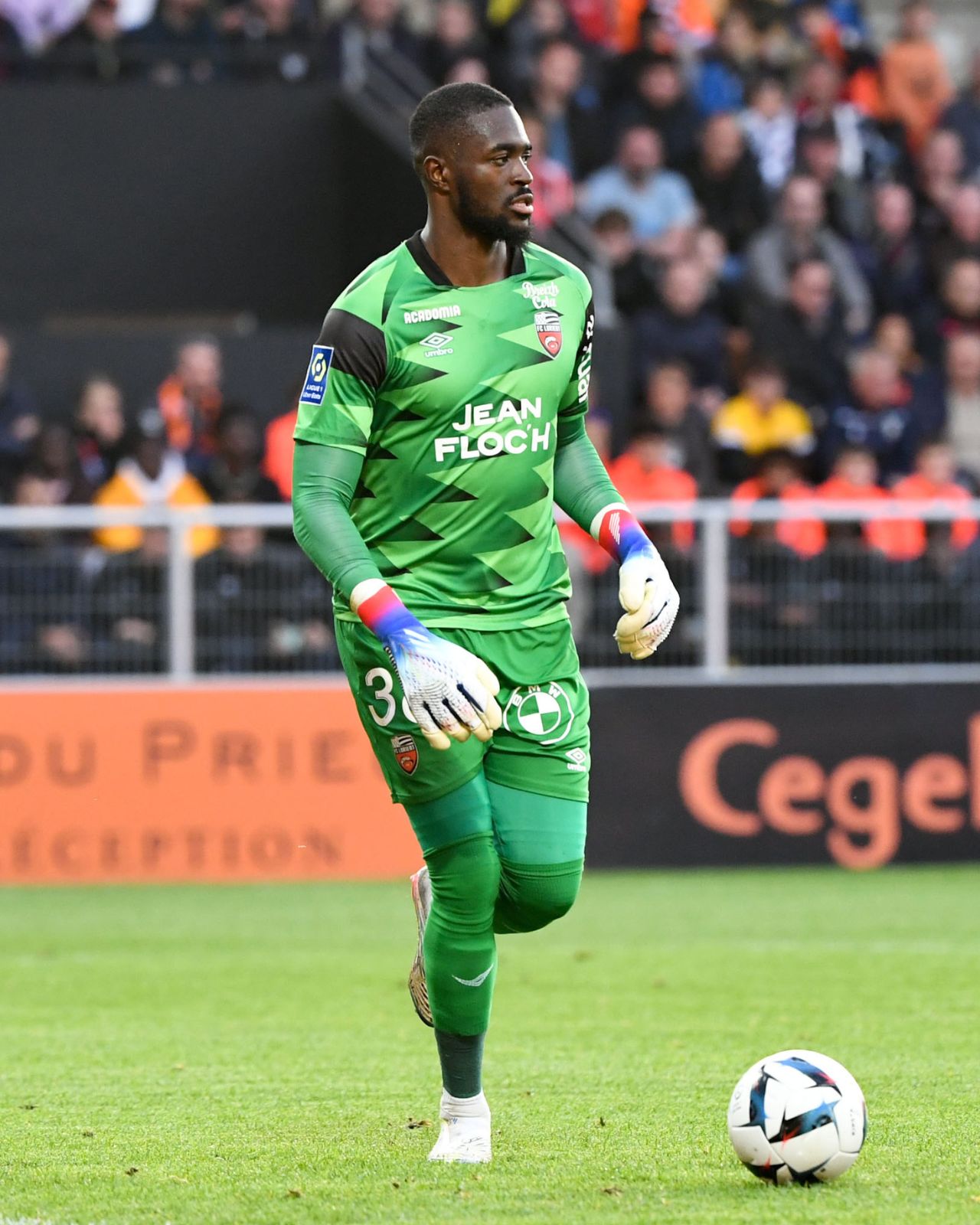 Yvon Mvogo (FC Lorient).